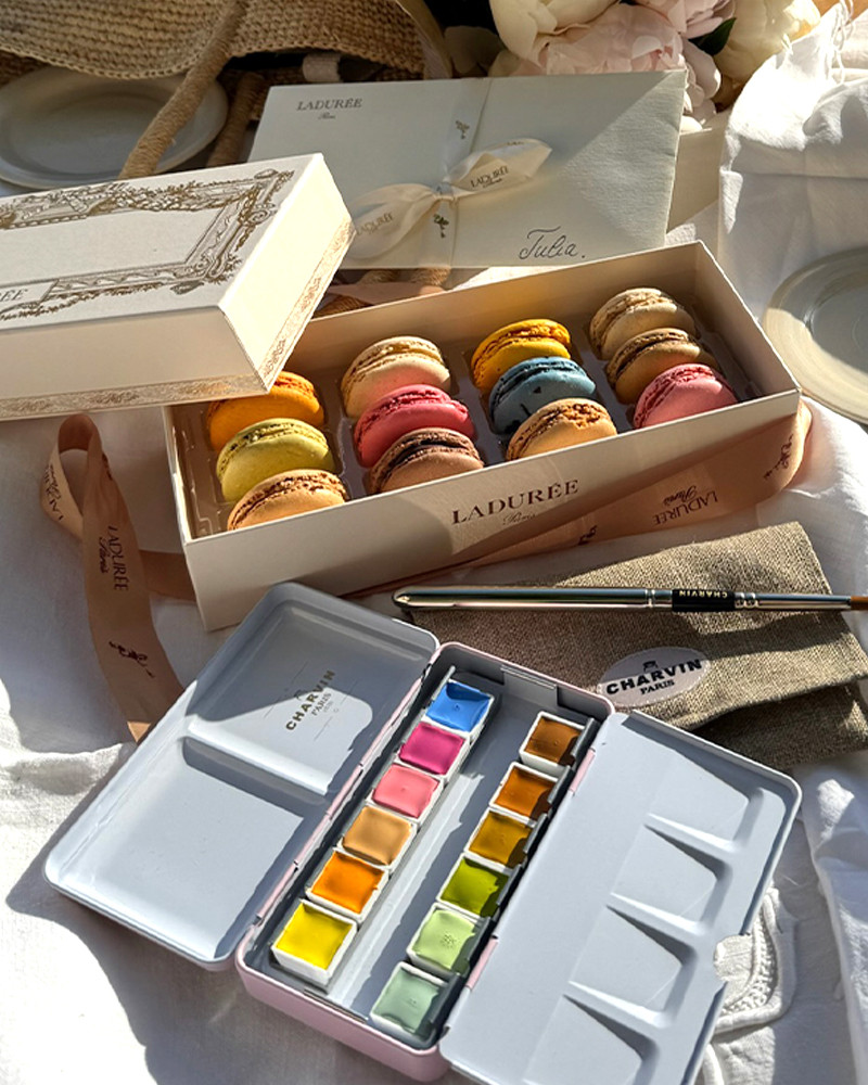 Watercolor Box Charvin X LaDurée
